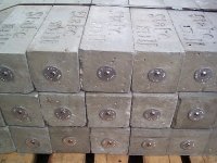 (image for) Concrete PRM monument with cap inserted PALLET