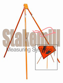 Roll-up/Rigid Tri-Pod Stand W/Tubular legs